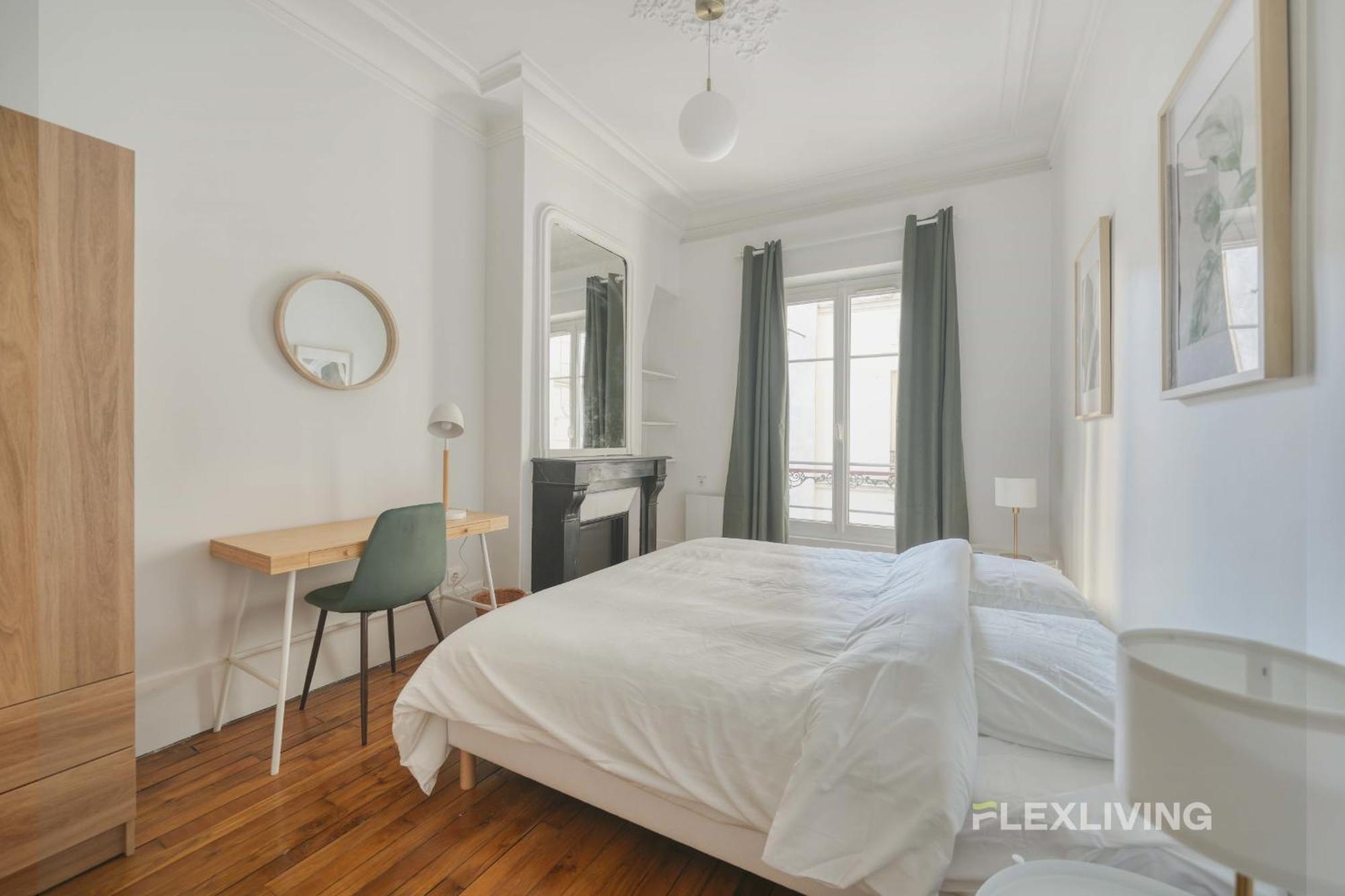 Spacious 3-bedroom In 14 - Alésia Appartamento *